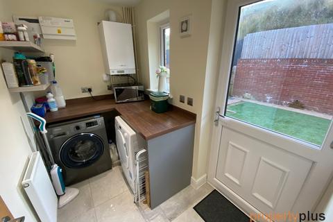 37 Pleasant Heights, Porth, CF39 0LZ