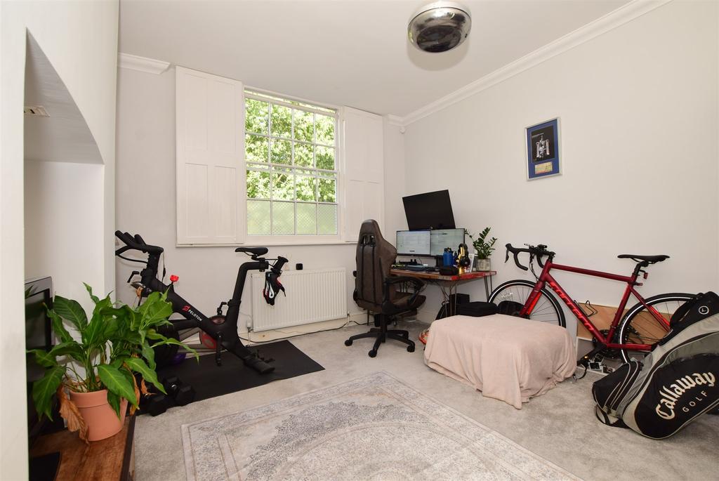 Bedroom 4/ Office