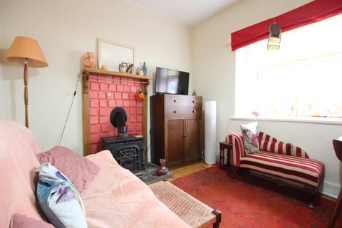 2 Rowena Place, Castle Douglas, DG7 1HB