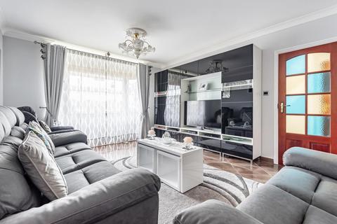 Newquay Nursery Close, Woking, GU21 4UQ