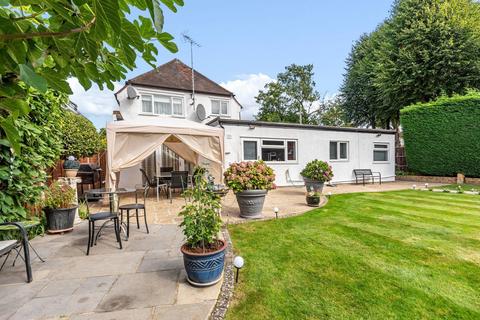 Newquay Nursery Close, Woking, GU21 4UQ