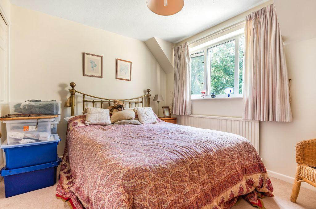 Bedroom 2 (Double)