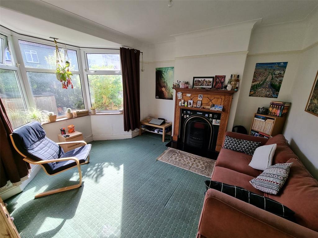 Cottrell Road, Eastville, Bristol, BS5 3 bed semidetached house £360,000