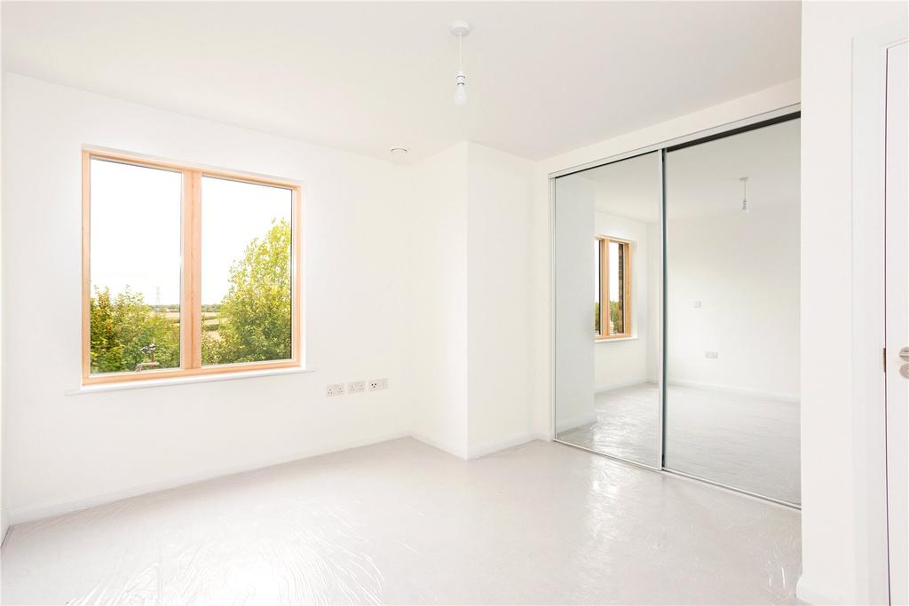 Show Apartment