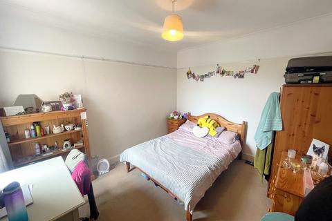 3 bedroom terraced house to rent, Napier Road, Southsea