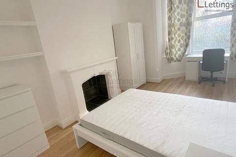 2 bedroom flat to rent, Arboretum Nottingham NG7