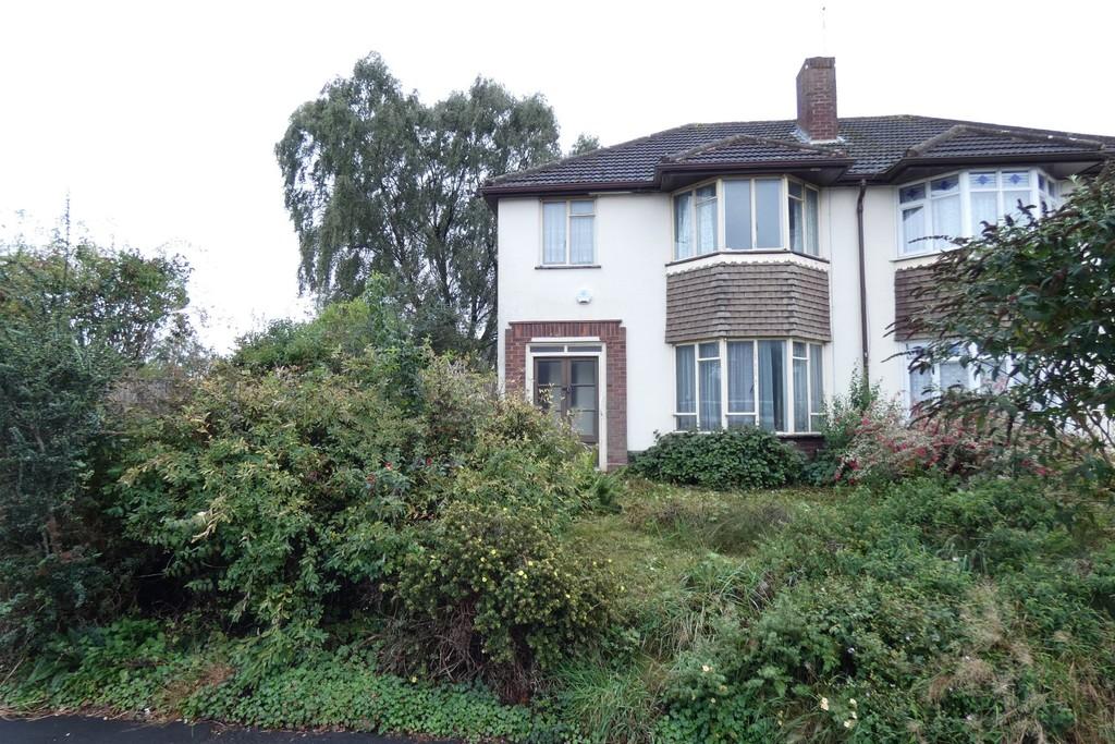 Dower Road, Four Oaks 3 bed semidetached house £325,000