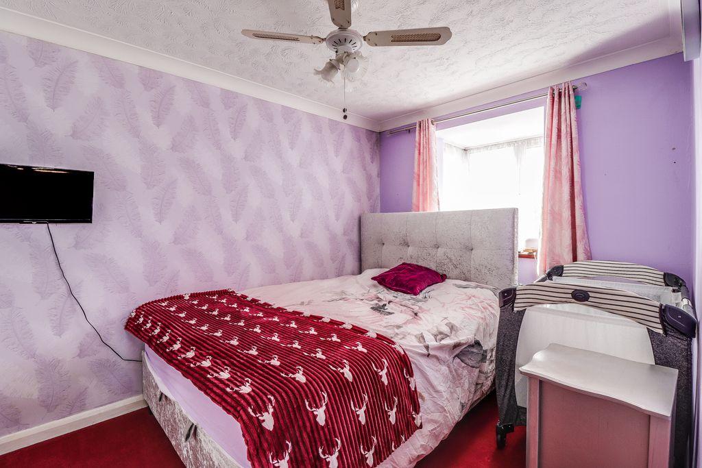 Bedroom 1 (Double)