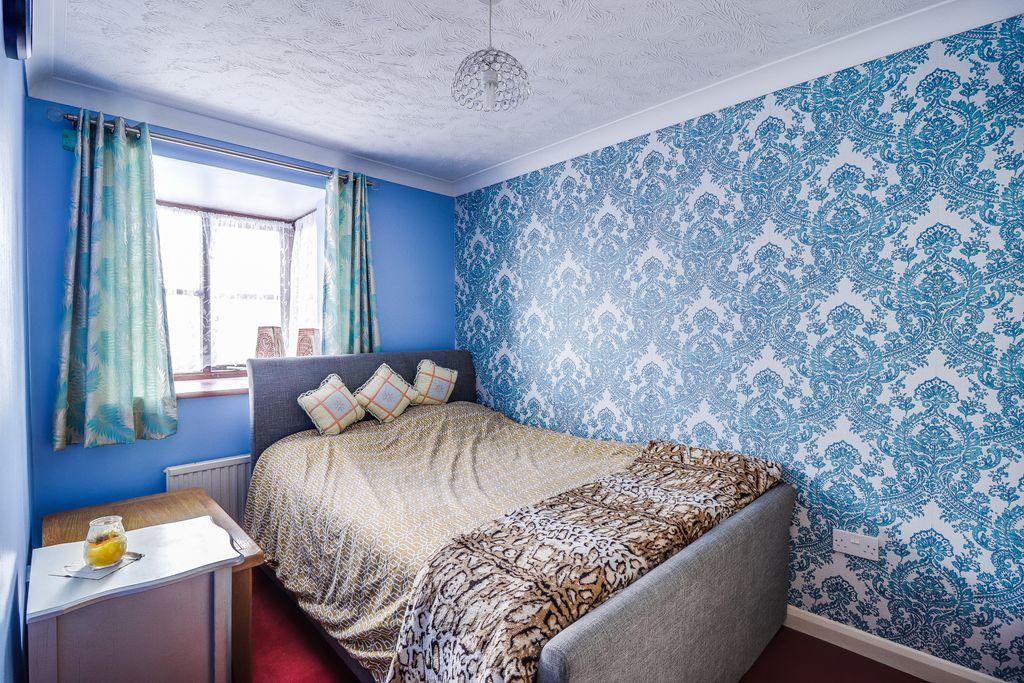 Bedroom 2 (Double)