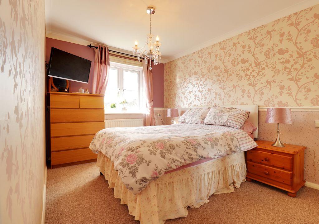 Bedroom 1 (Double)