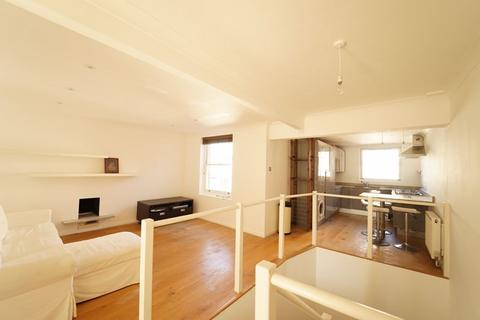 Hatherley Grove, London