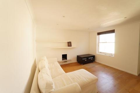2 bedroom apartment to rent, Hatherley Grove, London