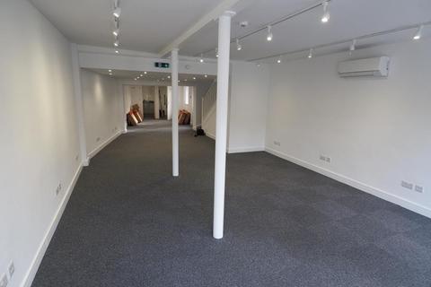 Office to rent - High Street, Steyning, West Sussex, BN44 3GG