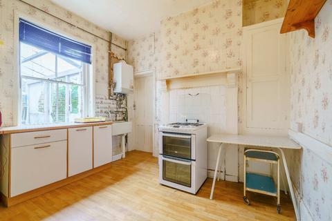 74 Frances Road, Windsor, SL4 3AJ