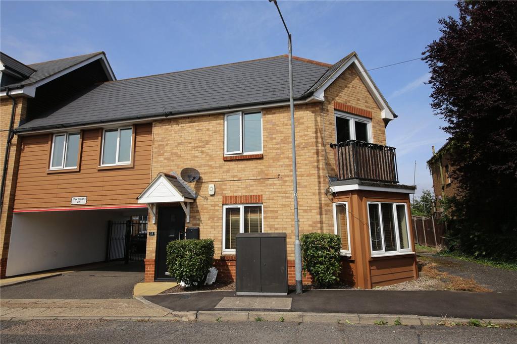 Southend Road, StanfordleHope, SS17 Studio £775 pcm (£179 pw)