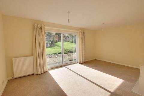 4 bedroom semi-detached bungalow to rent - Great Hinton, Trowbridge