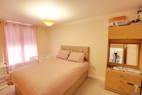 38 Conigre Square, Trowbridge, BA14 8LJ