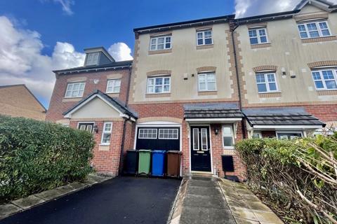 4 bedroom house to rent, Blakemore Park, Atherton, Manchester, Greater Manchester.