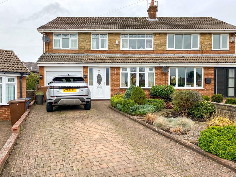Hillary Road, Hyde 4 bed semidetached house £300,000