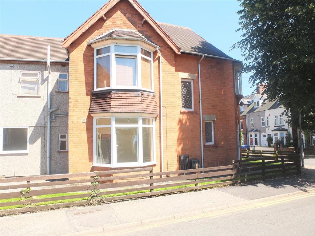 Layton Avenue, Mansfield 4 bed detached house £270,000