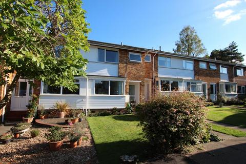 30 Bladon Close, Guildford, GU1 1TY