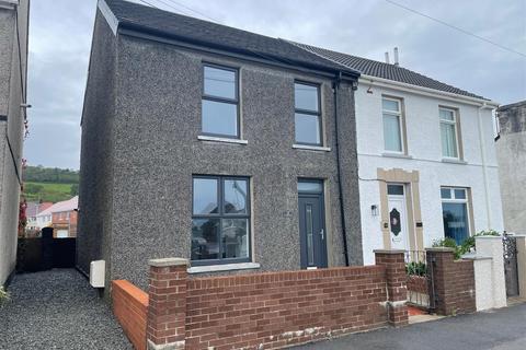 14 Lando Road, Pembrey, Burry Port, SA16 0UR