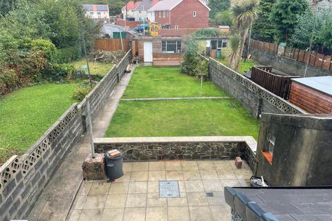14 Lando Road, Pembrey, Burry Port, SA16 0UR