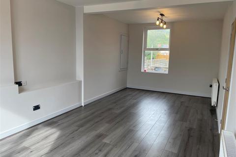14 Lando Road, Pembrey, Burry Port, SA16 0UR