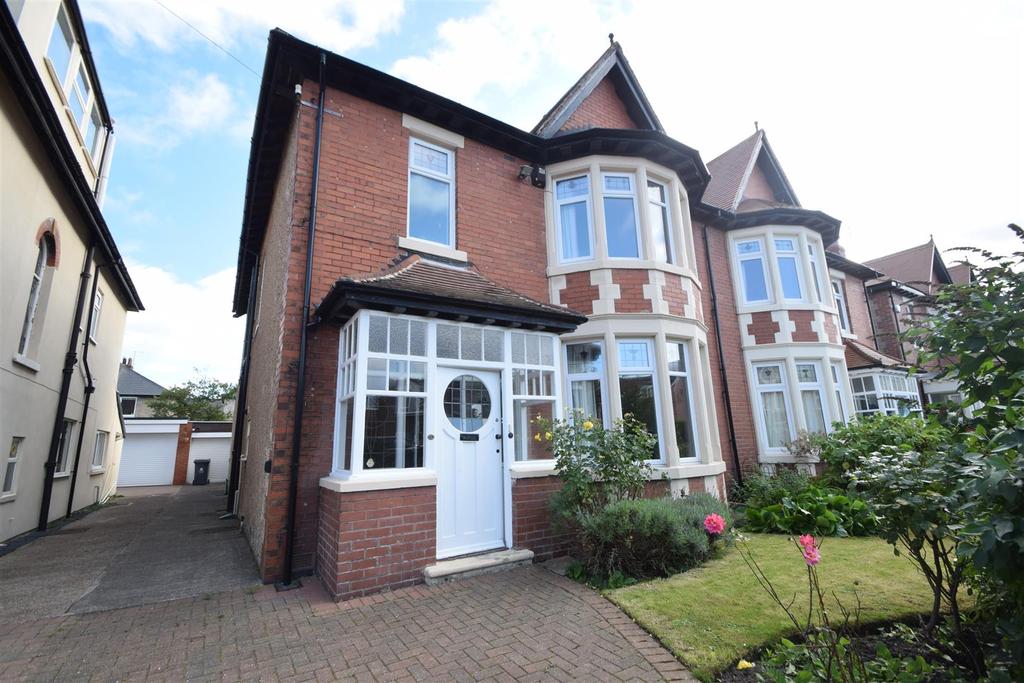 Hawthorn Gardens, Whitley Bay 4 bed semidetached house £595,000