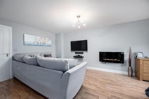 28 Coopers Meadow, Keresley End, Coventry, CV7 8RL