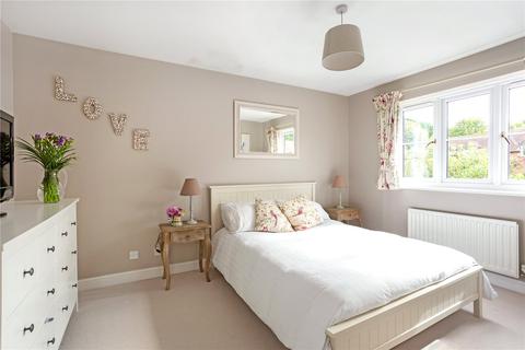 1 Sheldons Piece, Watlington, OX49 5JJ