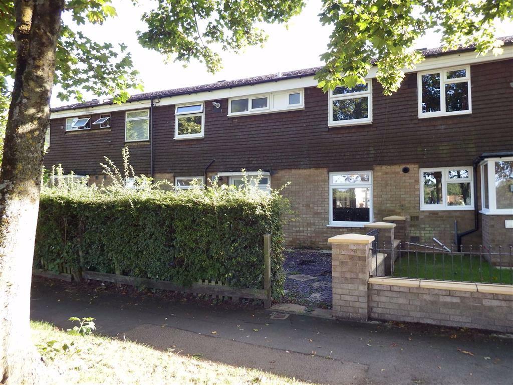 Lincoln Road, Stevenage, Hertfordshire, SG1 4 bed terraced house for