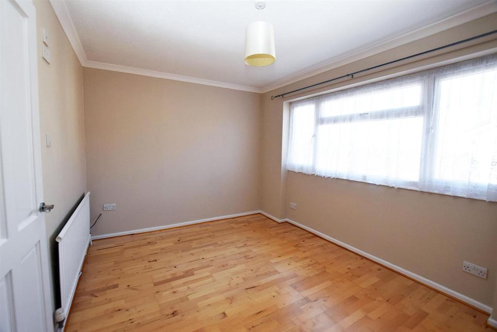 Laurel Walk bedroom.jpg