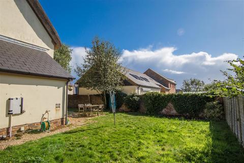 12 Iter Court, Bow, Crediton, EX17 6BZ