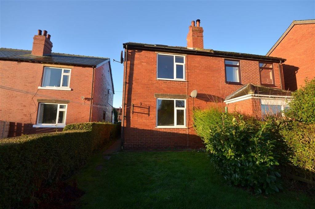 Charlestown, Ackworth,WF7 3 bed semidetached house £750 pcm (£173 pw)