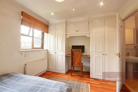 4, Brook Lodge Brook Lane North, Brentford, TW8 0QW