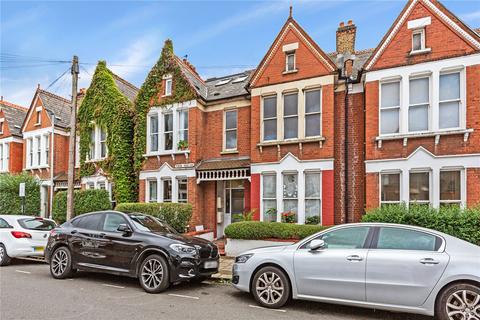20d Yukon Road, London, SW12 9PU