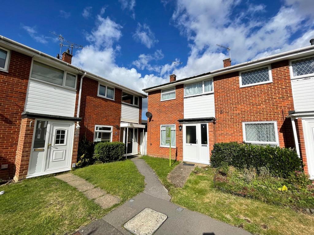 St. Pauls Gate, Wokingham, Berkshire... 3 bed end of terrace house £390,000