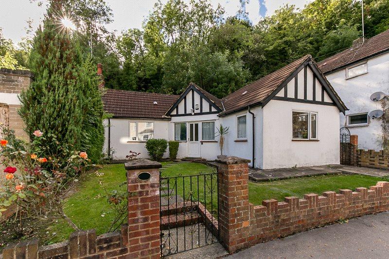 Biddulph Road, SOUTH CROYDON, Surrey, CR2 3 bed bungalow £600,000