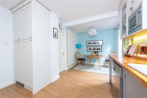 9 Ely Close, Frimley, Camberley, GU16 9FB