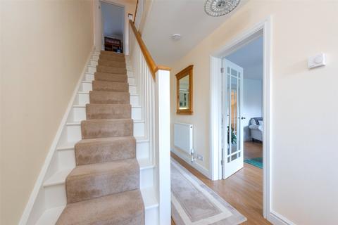 9 Ely Close, Frimley, Camberley, GU16 9FB