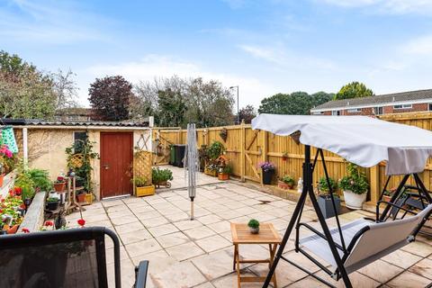 41 Upfield, Swindon, SN3 6PE