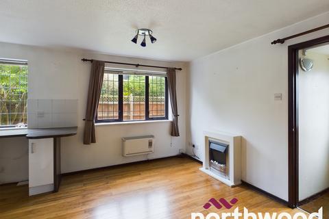 1 bedroom terraced house to rent, Lyndhurst Drive, Bicknacre, CM3