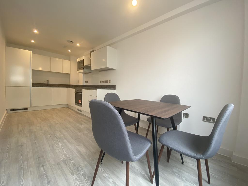 Middlewood Plaza, Craven Street, Salford, Greater Manchester 2 bed