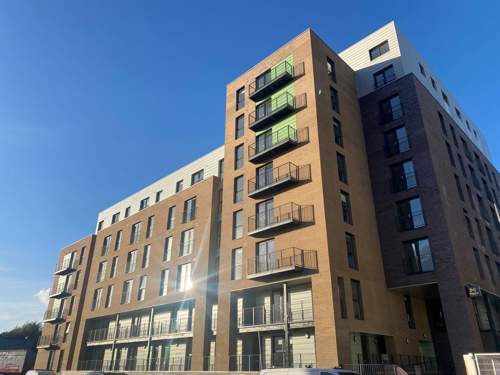 Middlewood Plaza, Craven Street, Salford, Greater Manchester 2 bed