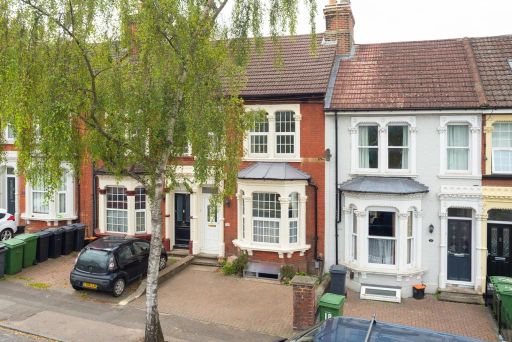 Hastings Road, Maidstone 5 bed terraced house £400,000