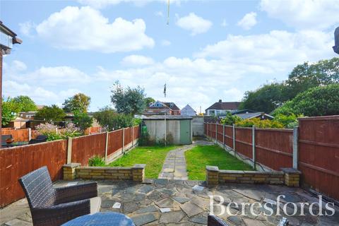 12 Merlin Close, Romford, RM5 3YB