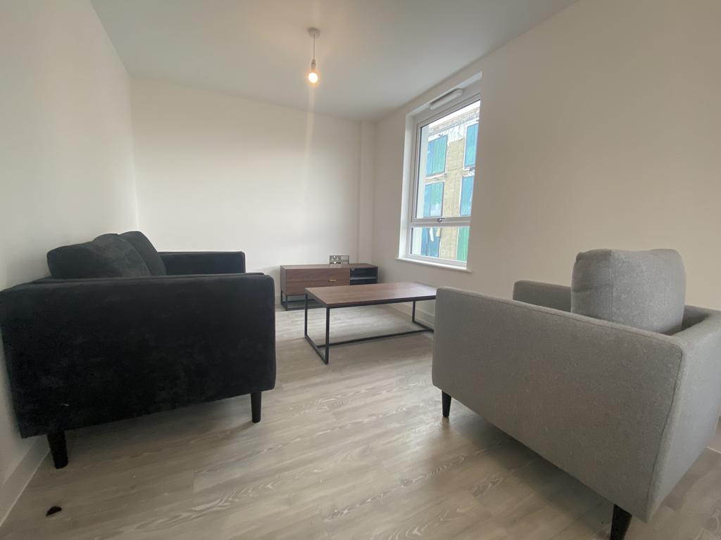 Middlewood Plaza, Craven Street... 2 bed apartment £1,150 pcm (£265 pw)
