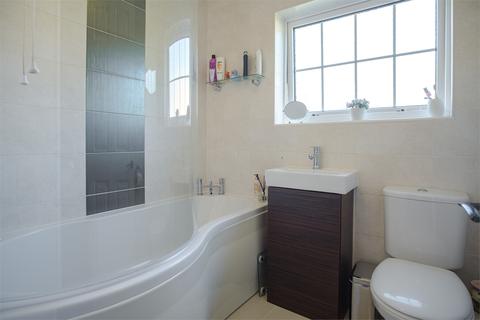 176 Bishopdale, Telford, TF3 1SH