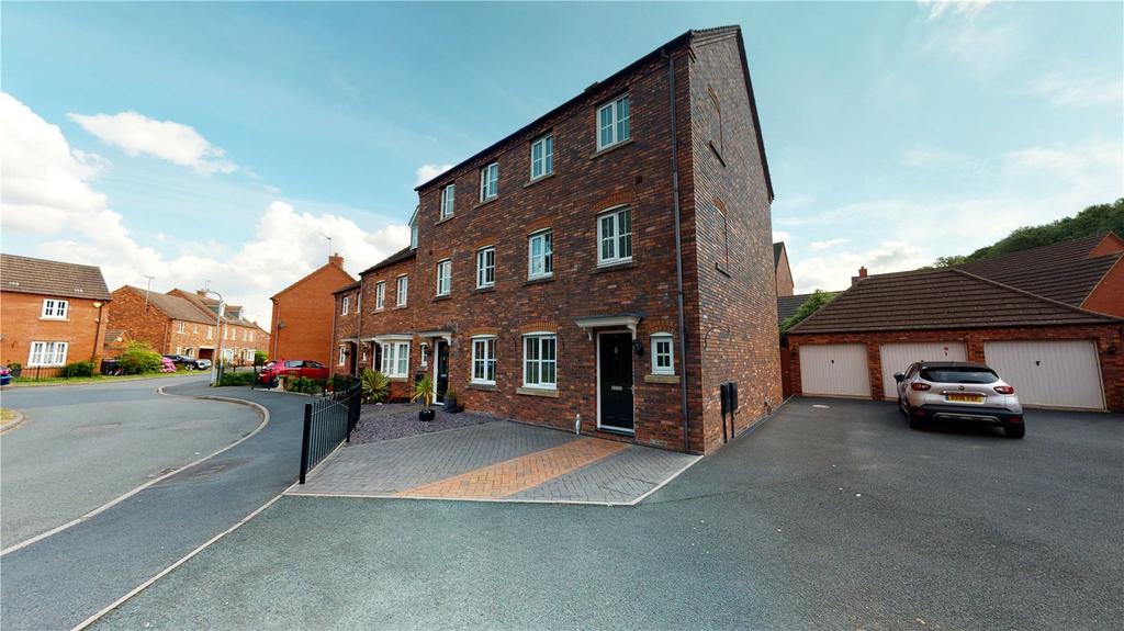 Ryder Drive, Muxton, Telford, Shropshire, TF2 4 bed end of terrace